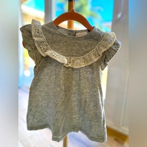 Chloé grey knit baby girl’s dress with lace trim. 6 mo.